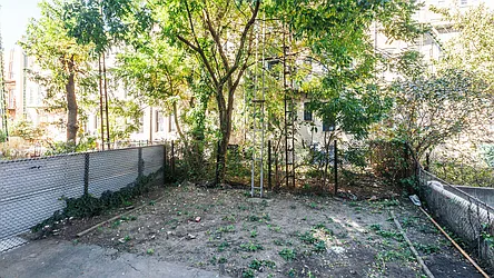 Rented by Isaac Silberstein, LREB