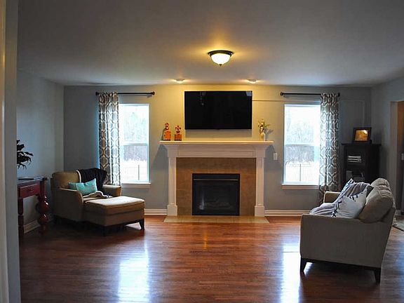 4th image of 4509 Cloverlane Ct