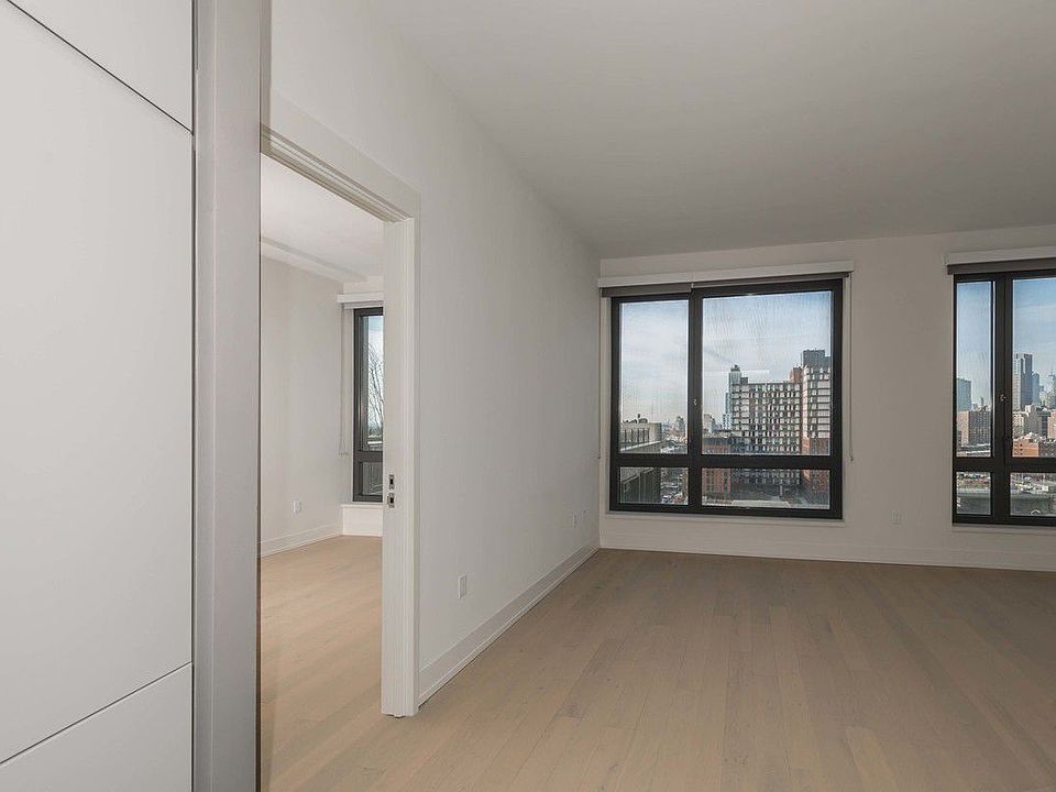 1st image of 550 Vanderbilt Ave APT 822
