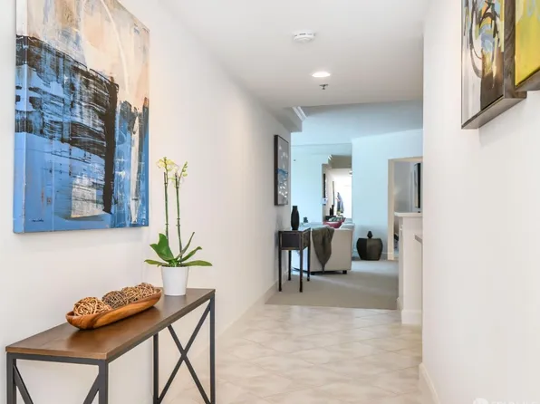 240 Lombard St APT 939, San Francisco, CA 94111