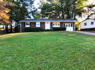 1928 Twelve Oaks Cir, Morrow, GA 30260