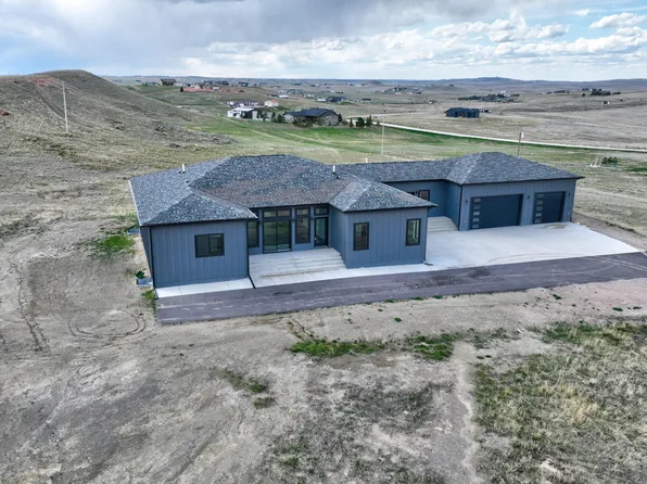 7200 Red Stone Rd, Gillette, WY 82718