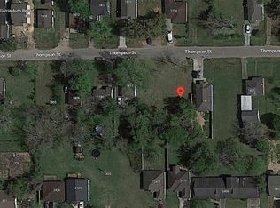 1815 Thompson St, La Marque, TX 77568