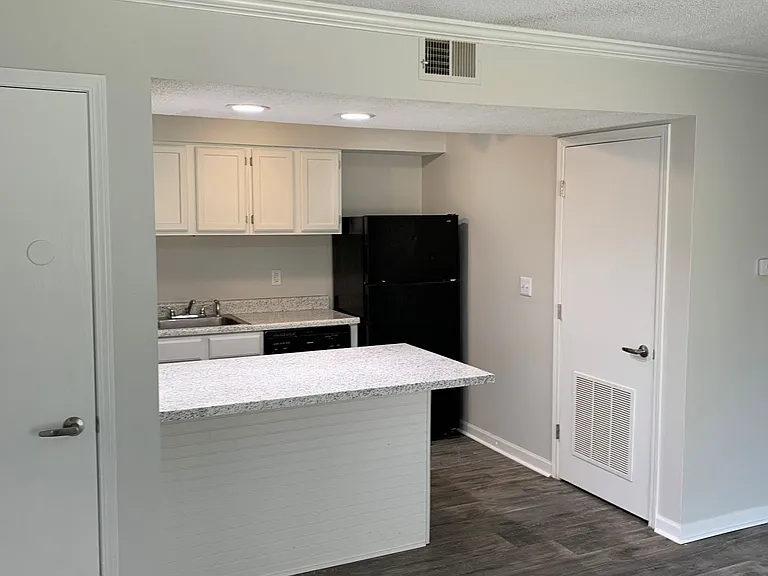 The Vibe at 8035 Apartments — Photo 10