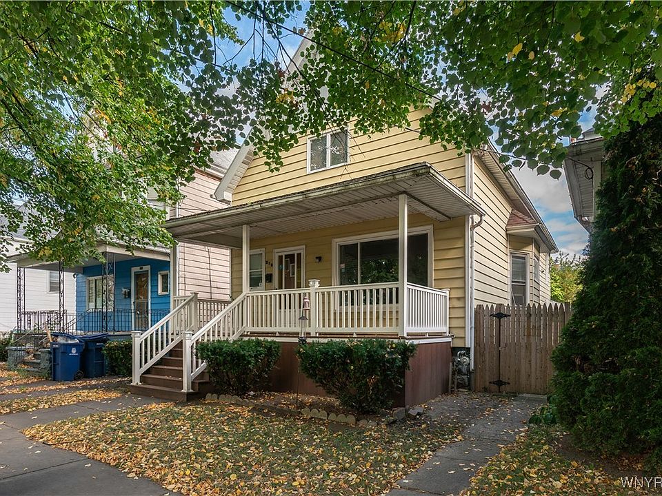 1st image of 215 Ideal St