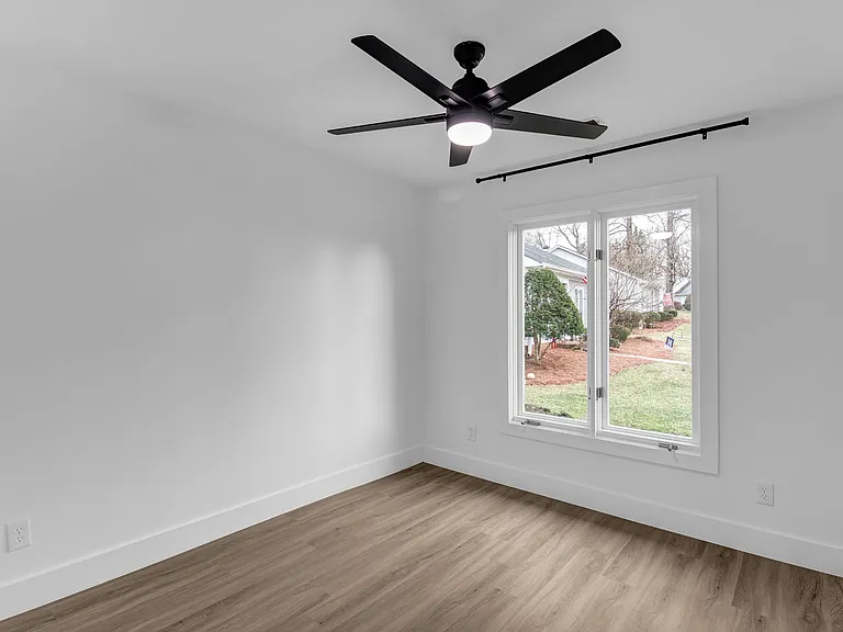 1413 Grantland Pl — Photo 23