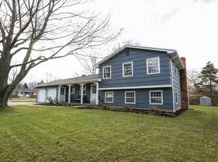 15 Fairview Dr, Brockport, NY 14420