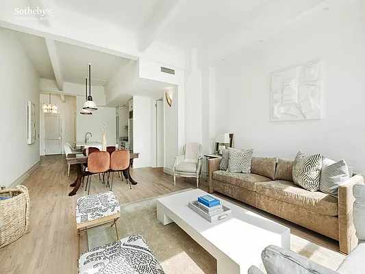 Rented by Sotheby's International Realty | media 19