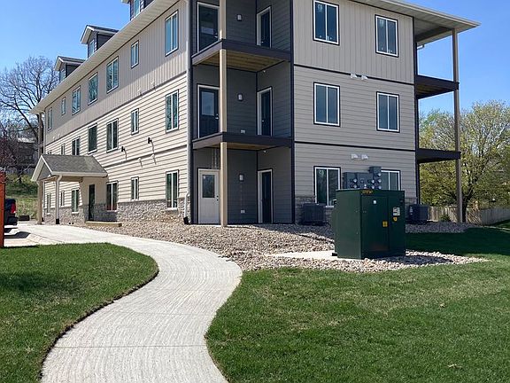 2nd image of 2606 Apache Court Suites #101-4