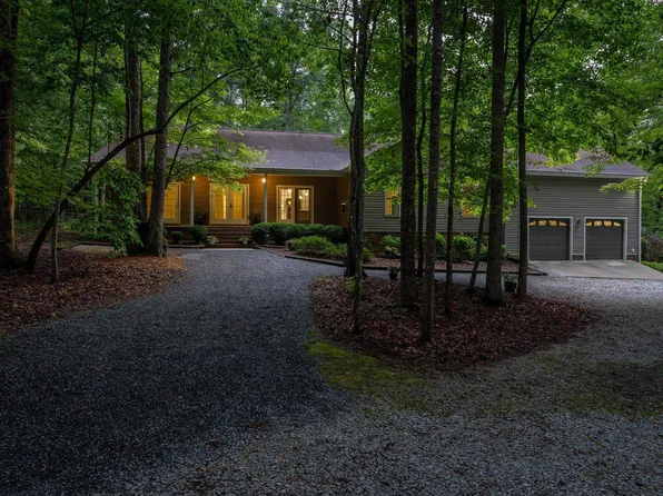 4628 Harmony Ln, Efland, NC 27243