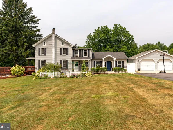 156 Bluestone Rd, York, PA 17406