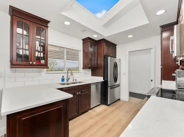 2801 Osborne Rd, Cameron Park, CA 95682