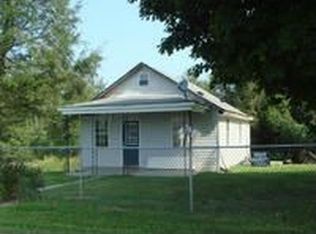 123 Parcell Ln, Staffordsville, VA 24167