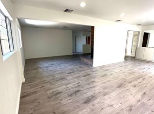 19101 Chase St, Northridge, CA 91324