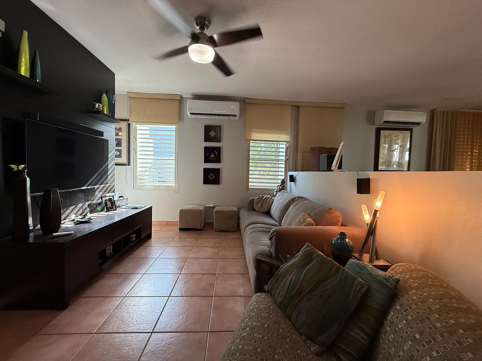 3 bed, 2050 sqft, $3,700 — Photo 2