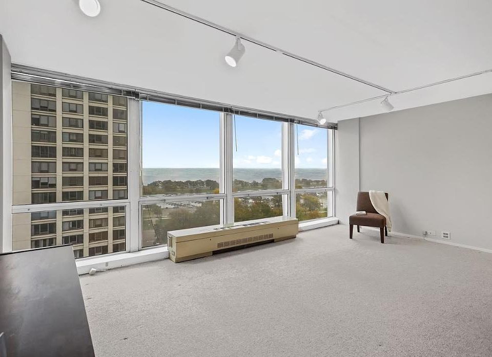 1st image of 330 W Diversey Pkwy APT 808