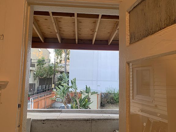 4th image of 1825 N La Brea Ave #3