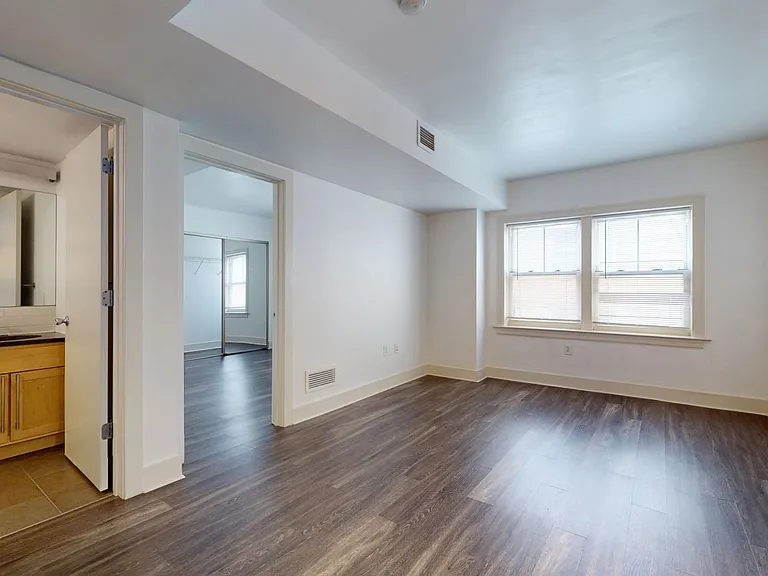 Dining/Living room