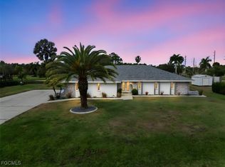 17235 Castleview Dr, North Fort Myers, FL 33917