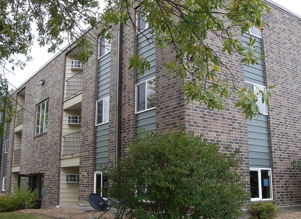 2nd image of 319 11th Ave S #101