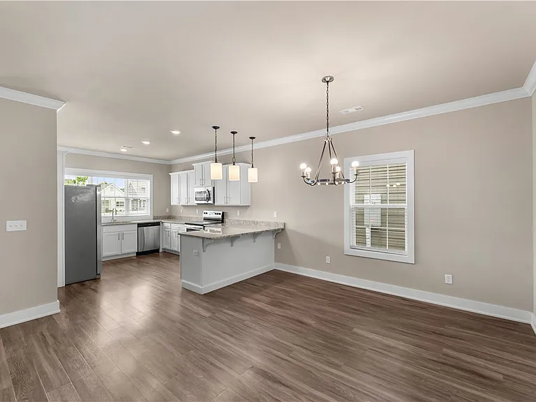 830 NE Heights Ln — Photo 10