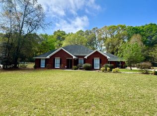 205 Oak Bluff Dr, Enterprise, AL 36330
