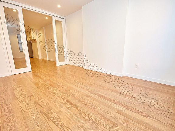 2nd image of 89 Bayard St APT 4