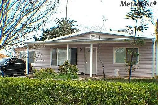 841 Elder Dr photo 1