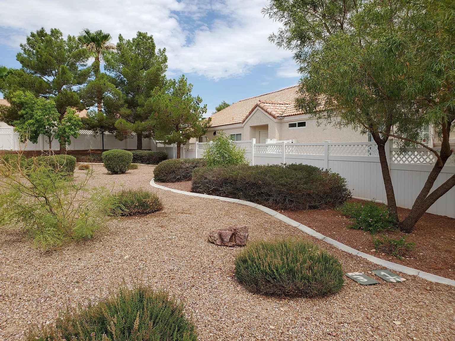 3 bed, 1521 sqft, $1,900 — Photo 4