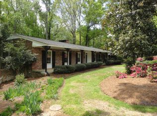616 Henrietta Ave E, Greenwood, SC 29649