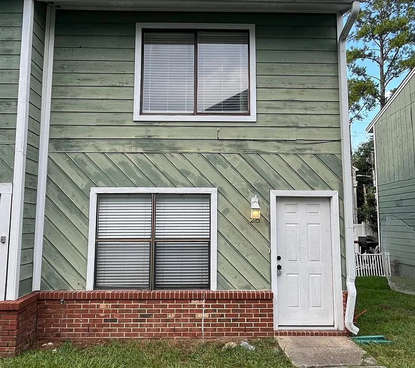 301 S Lipona Rd #28