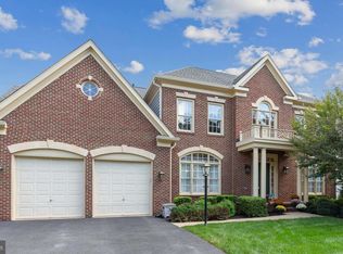 7823 Gambrill Woods Way, Springfield, VA 22153