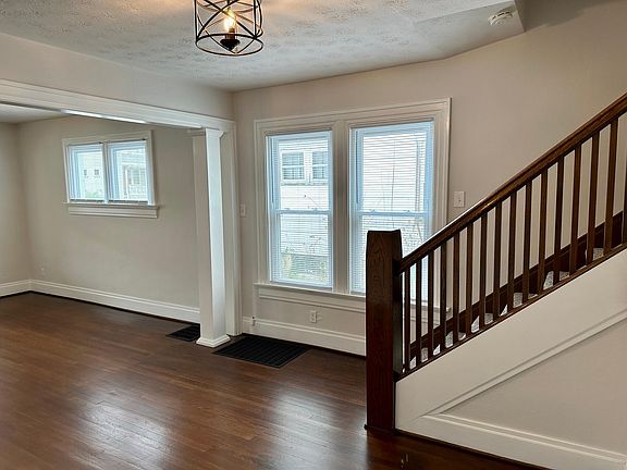 5th image of 3133 Elliot Ave #3133