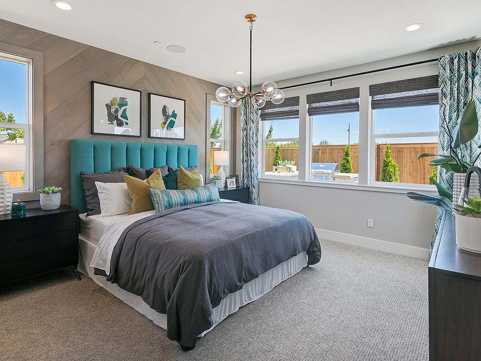 Vida at The Collective by Trumark Homes in Manteca, CA I Residence 3 Model