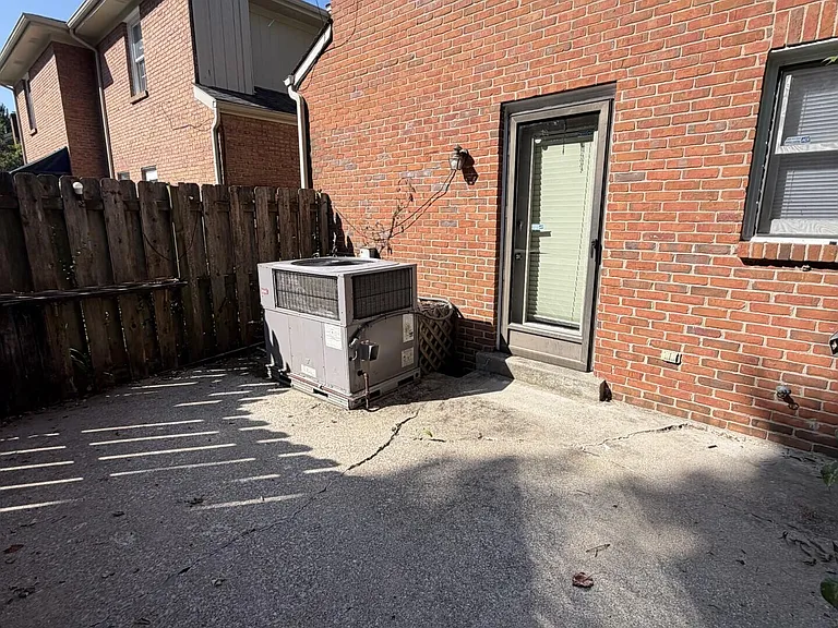 1100 Turkey Foot Rd #6 — Photo 24