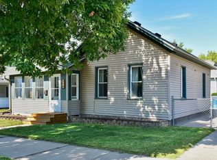 378 E King St, Winona, MN 55987