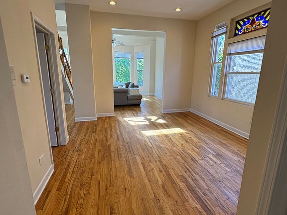 5th image of 3417 N Janssen Ave #2F