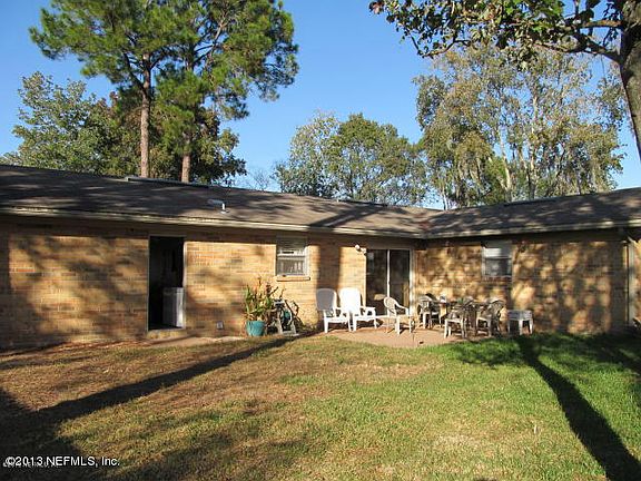 3rd image of 1675 Briarwood Ln