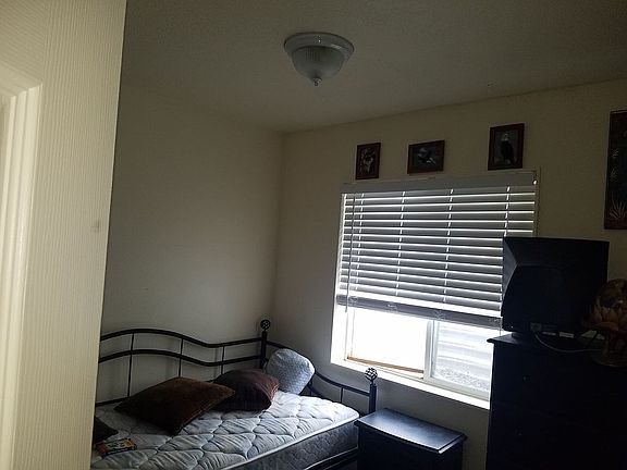 Room 8