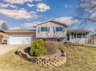 1930 Wembley Rd, Waterloo, IA 50701