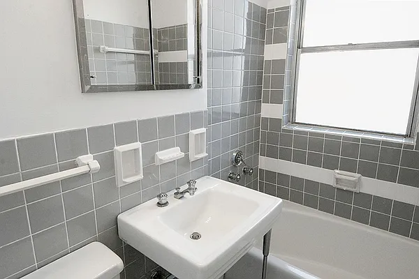 Rented by Corcoran | media 9