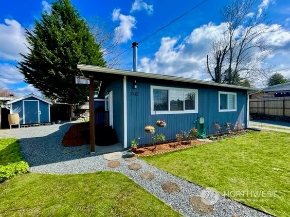 2412 NE 6th Place, Renton, WA 98056