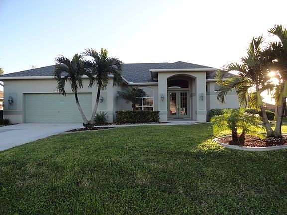 3rd image of 4833 SW 24th Ave