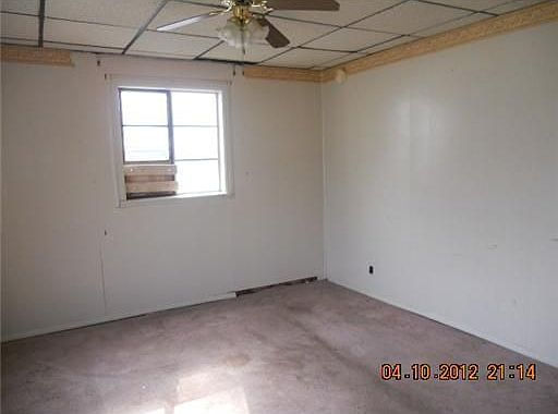 3rd image of 4516 Farnham Ave