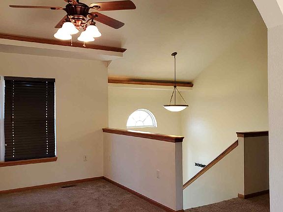 Large living room with vaulted ceilings