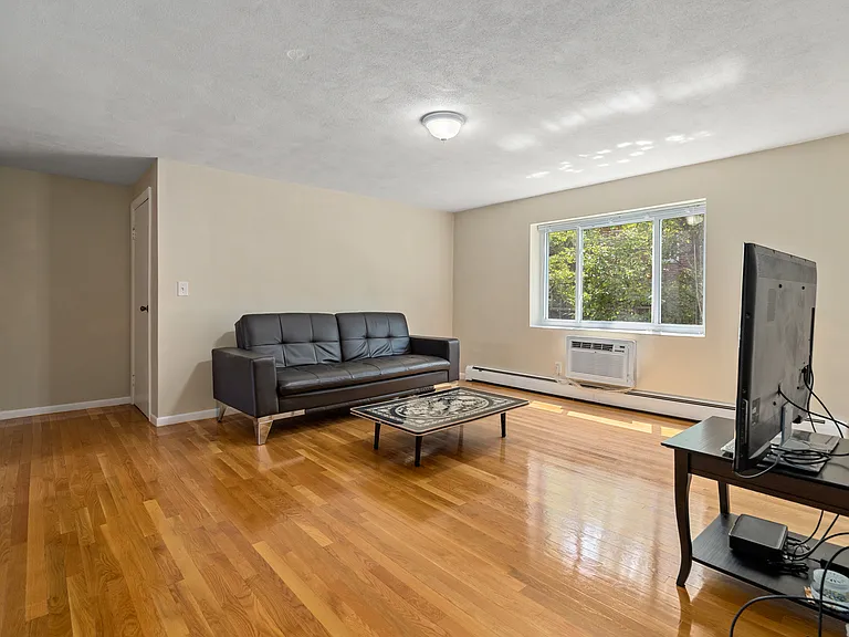 68 Bryon Rd #3 — Photo 12