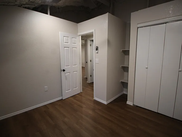 213 N Waldrip St — Photo 17