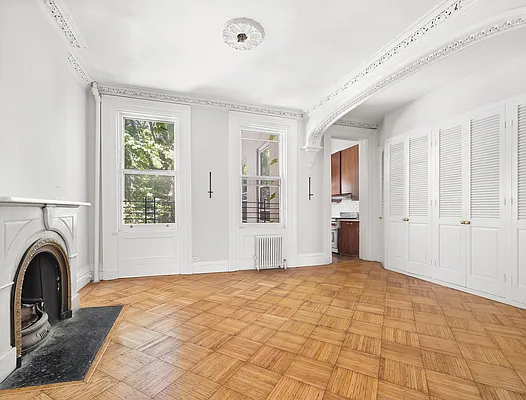 Rented by Compass | media 12