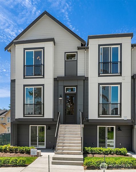 2nd image of 417 Parkside Walk