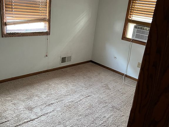 3rd image of 1648 McAfee St
